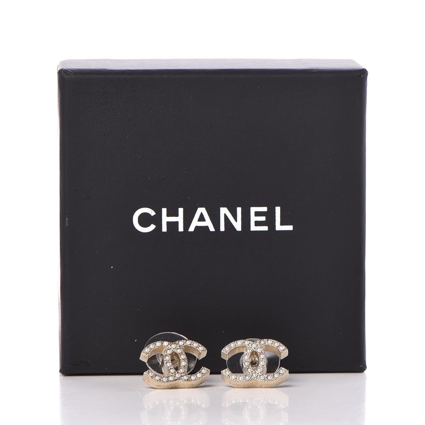 Pearl CC Earrings Gold