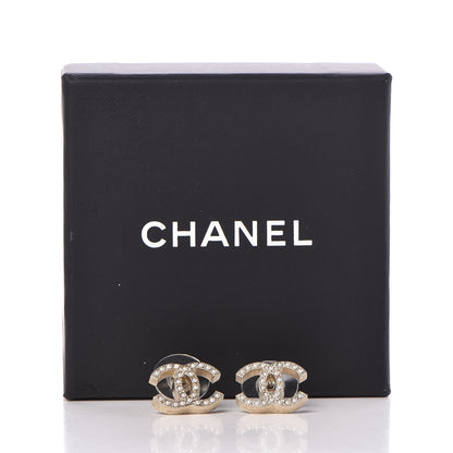 Chanel Pearl CC Earrings Gold 5 of 5