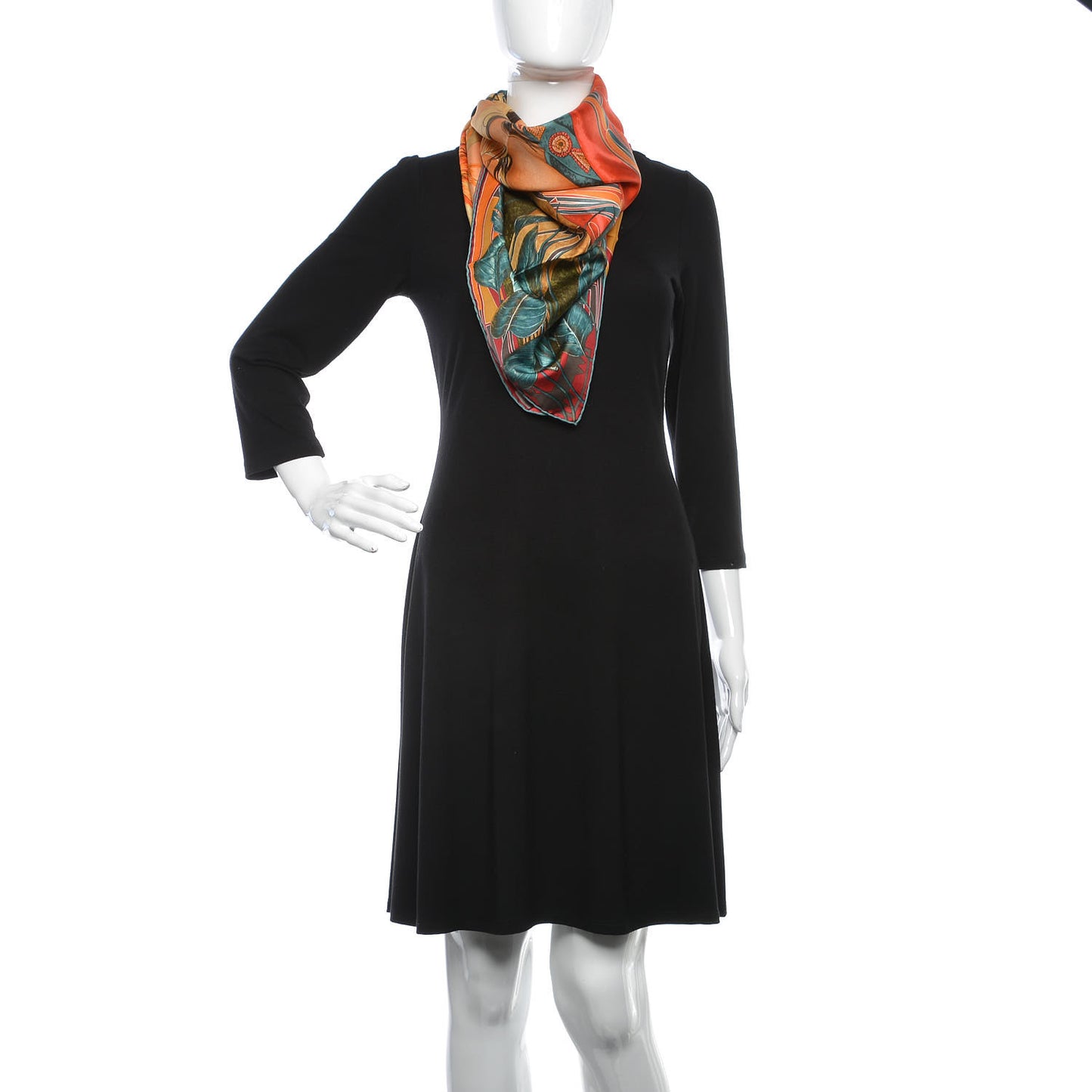 Silk Wako Ni Scarf 90