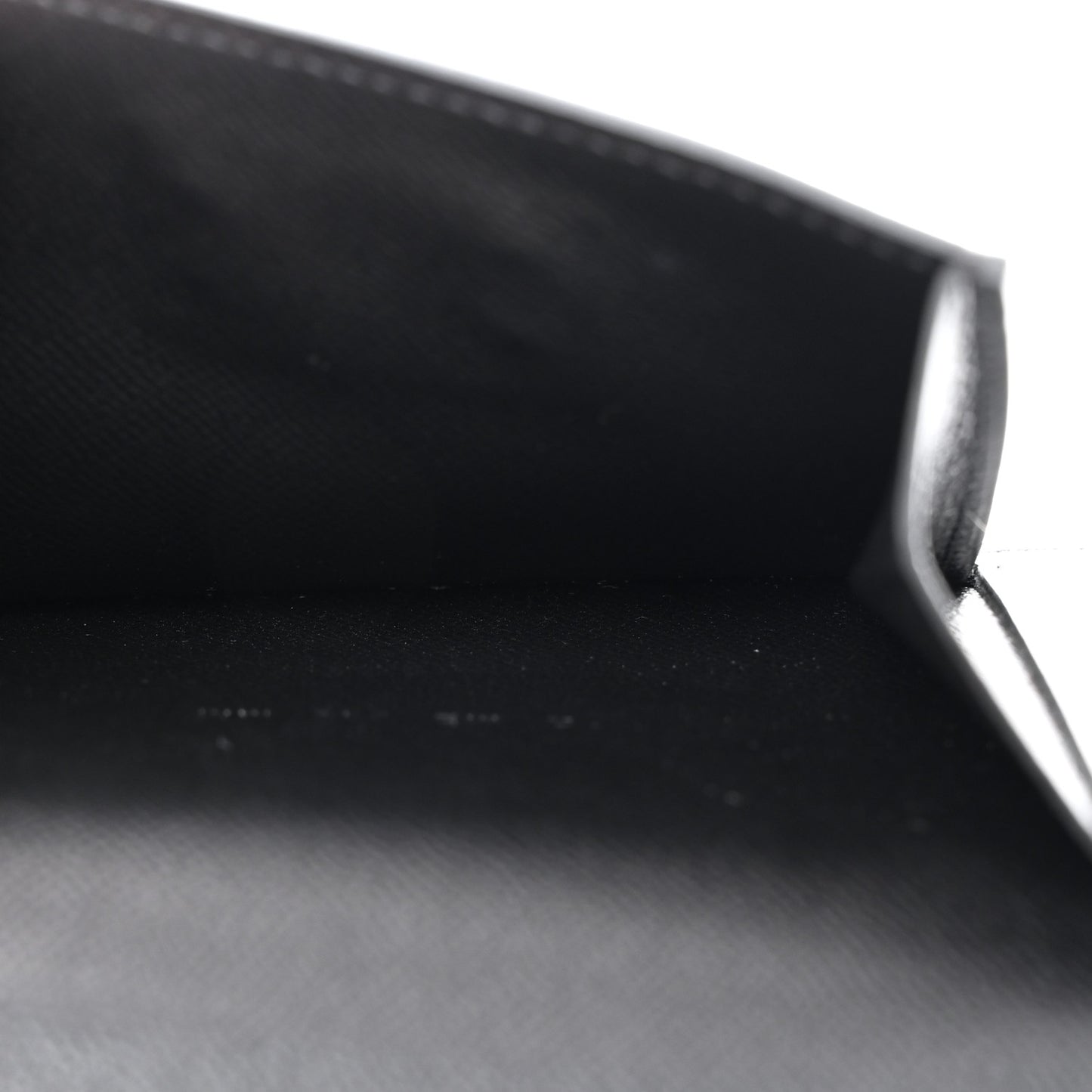 Epsom Kelly Pocket Compact Wallet Black