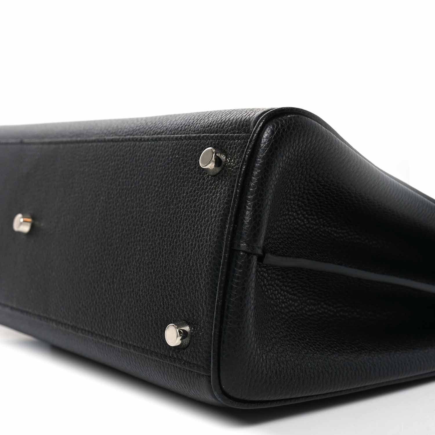 Gucci Grainy Calfskin Medium Zumi Top Handle Bag Black 19 of 19