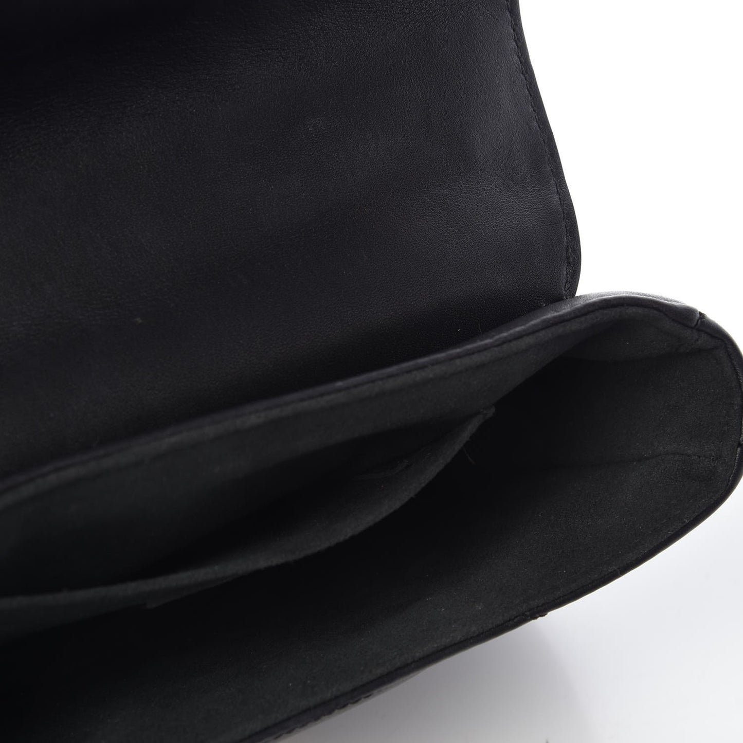 Calfskin New Wave Chain PM Black