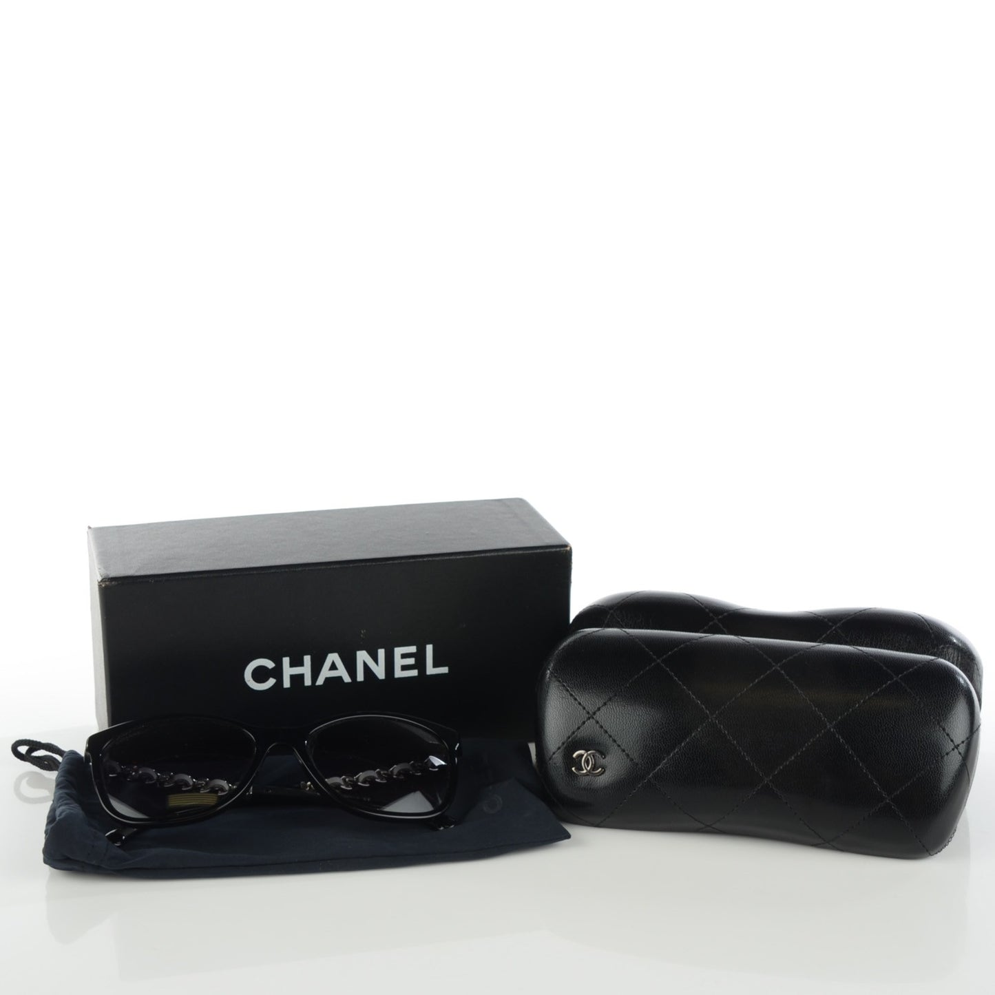 Cat Eye Chain Sunglasses 5260-Q Black