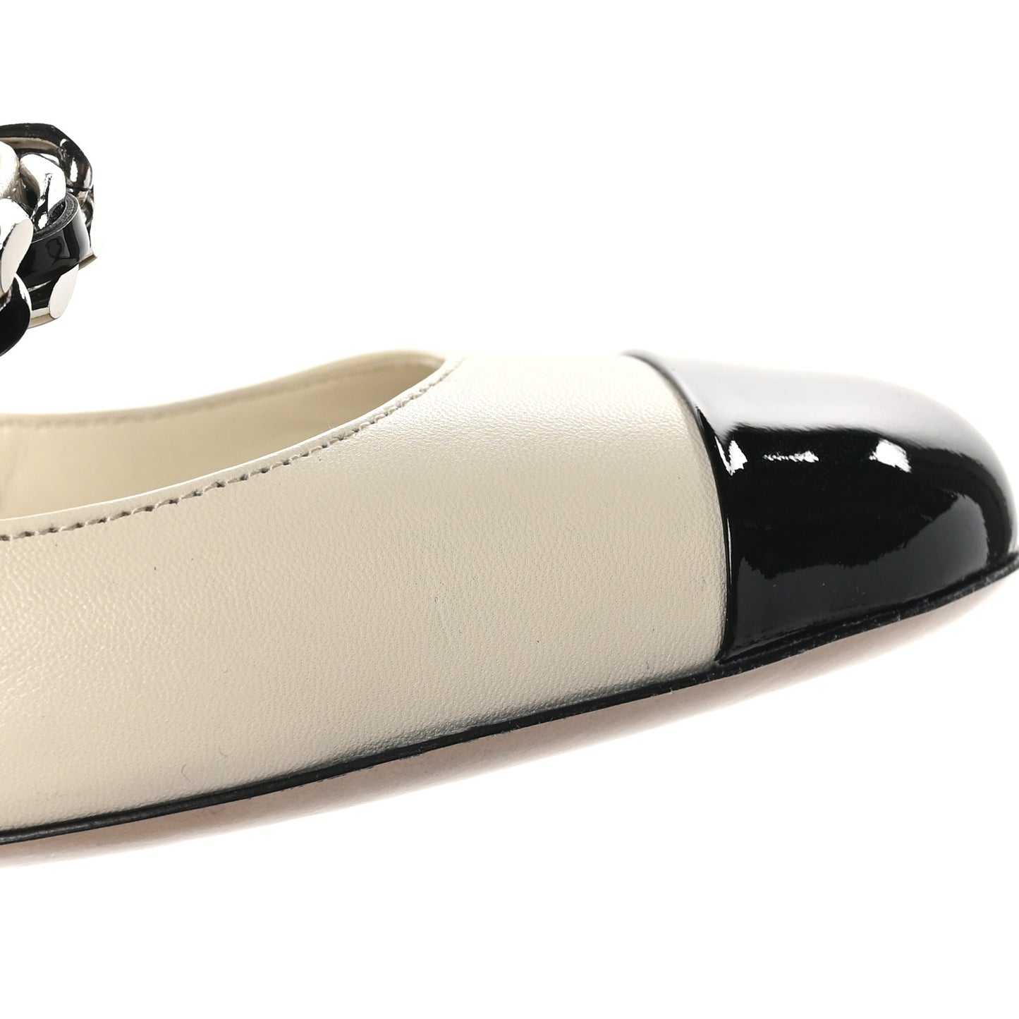 Patent Calfskin Chain Pearl Slingback Pumps 37.5 Ivory Black