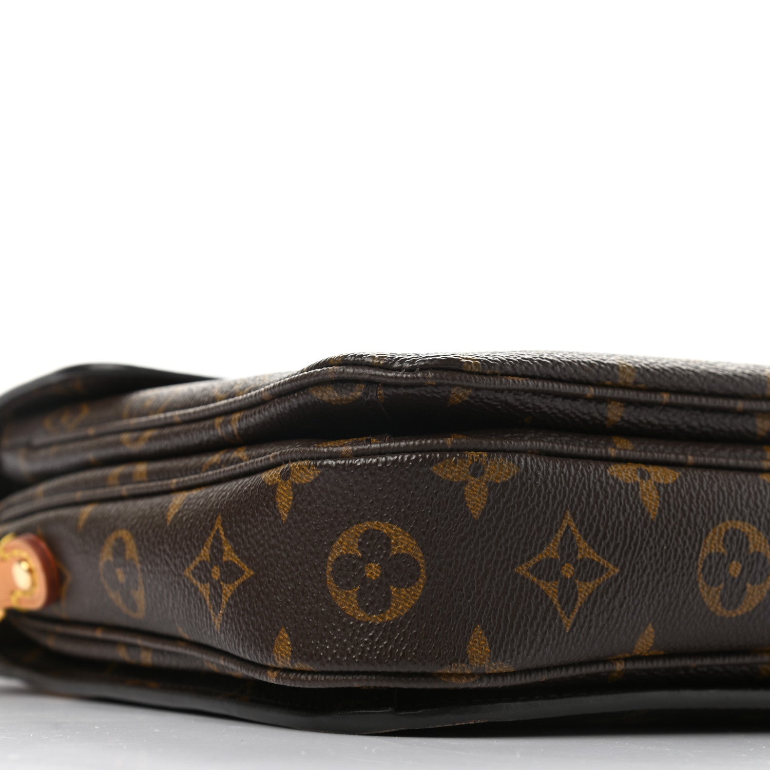Louis Vuitton Monogram Pochette Metis 8 of 11