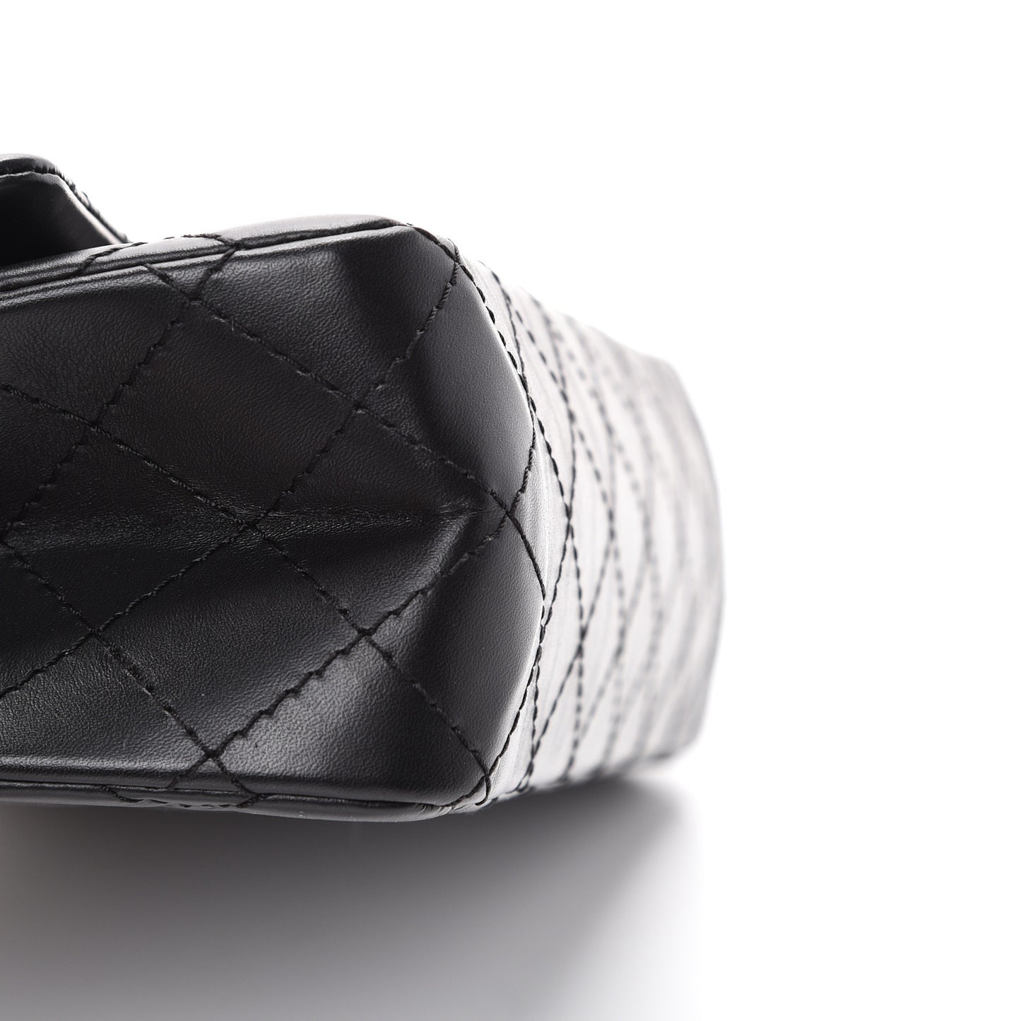 Aged Calfskin Quilted 2.55 Reissue 225 Flap Black