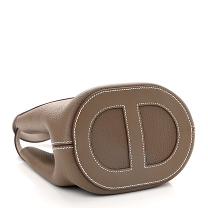 Hermes Taurillon Clemence Swift In-The-Loop 18 Bag Etoupe 4 of 11