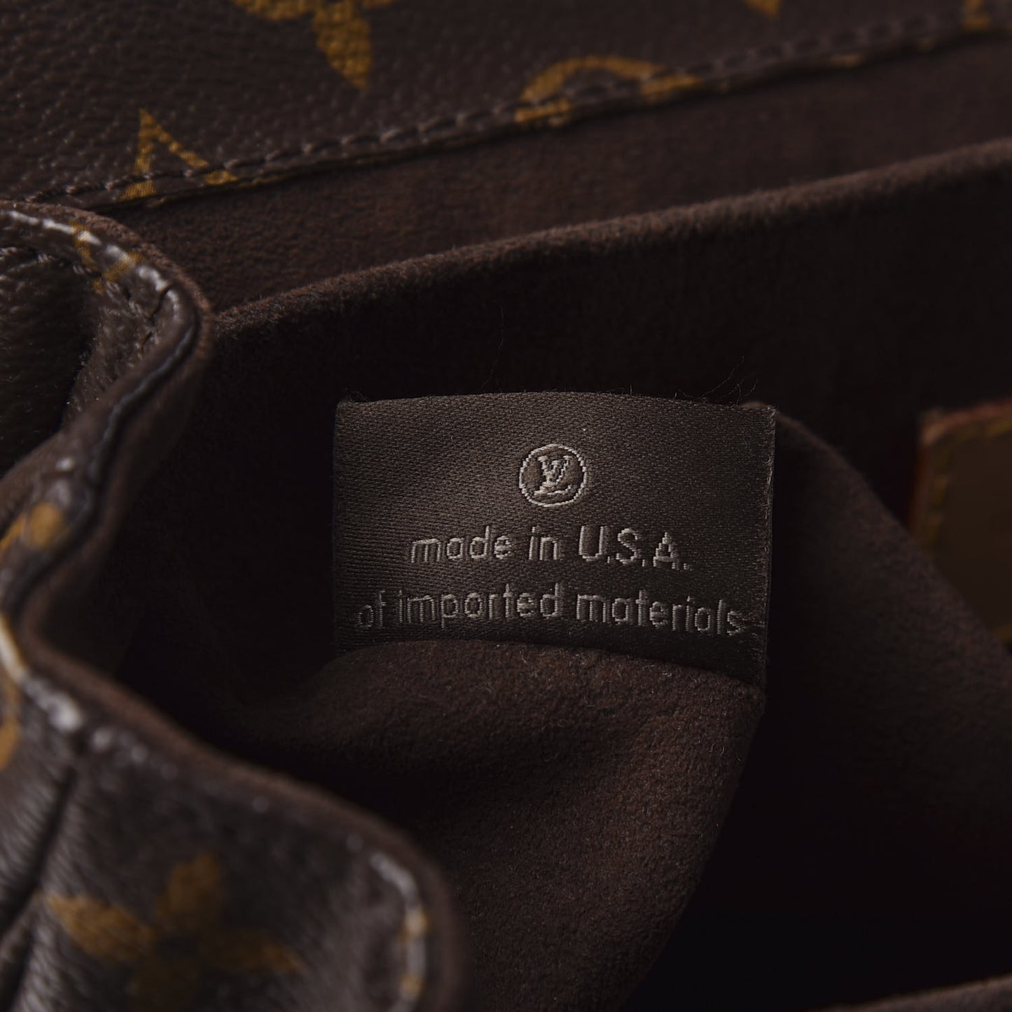 Monogram Pochette Metis