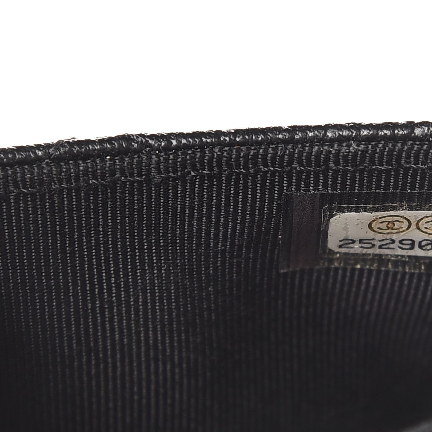 Caviar Quilted CC Zip Card Holder Black