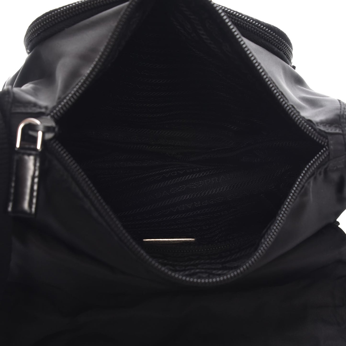 Nylon Vela Messenger Black