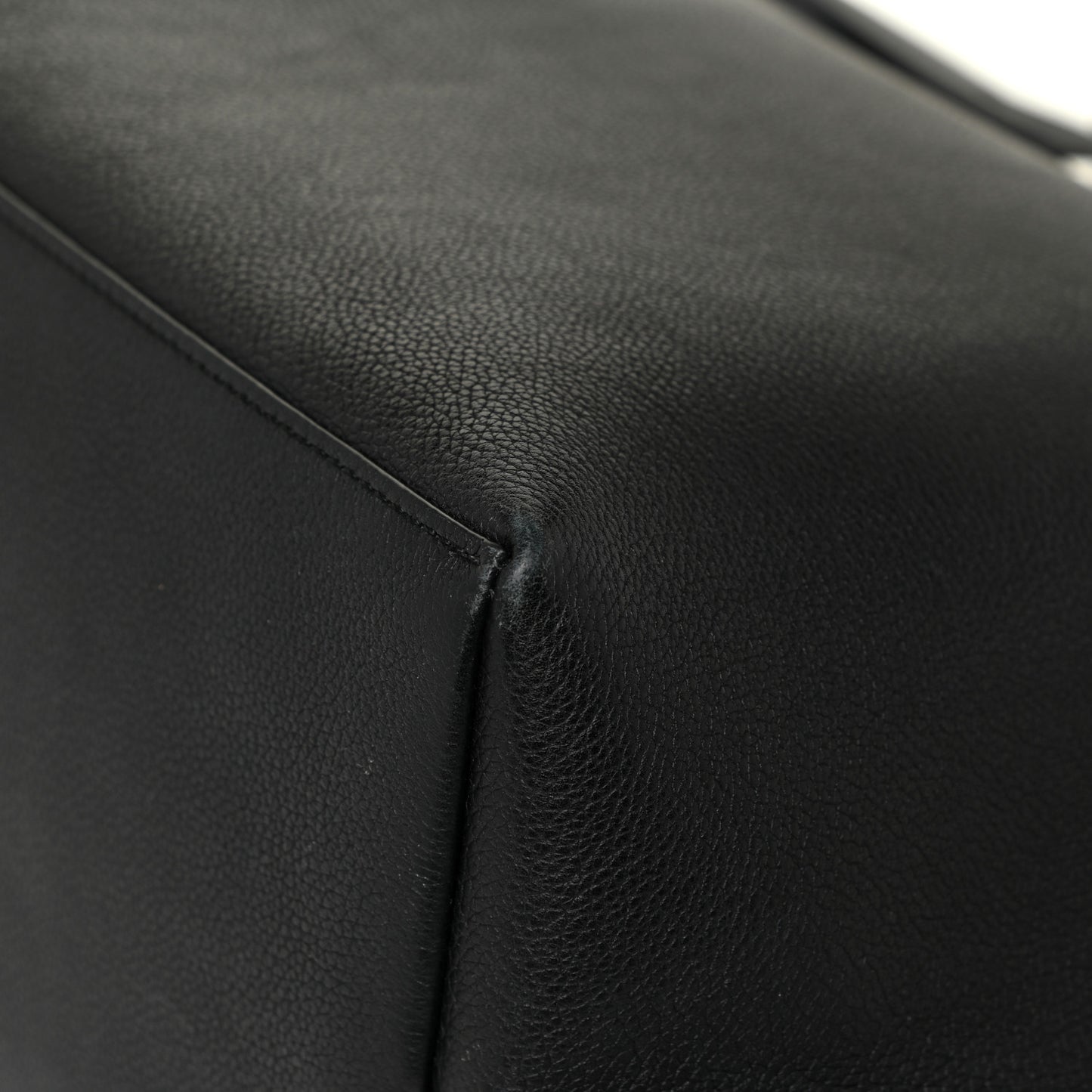 Calfskin Lockme Go Tote Black