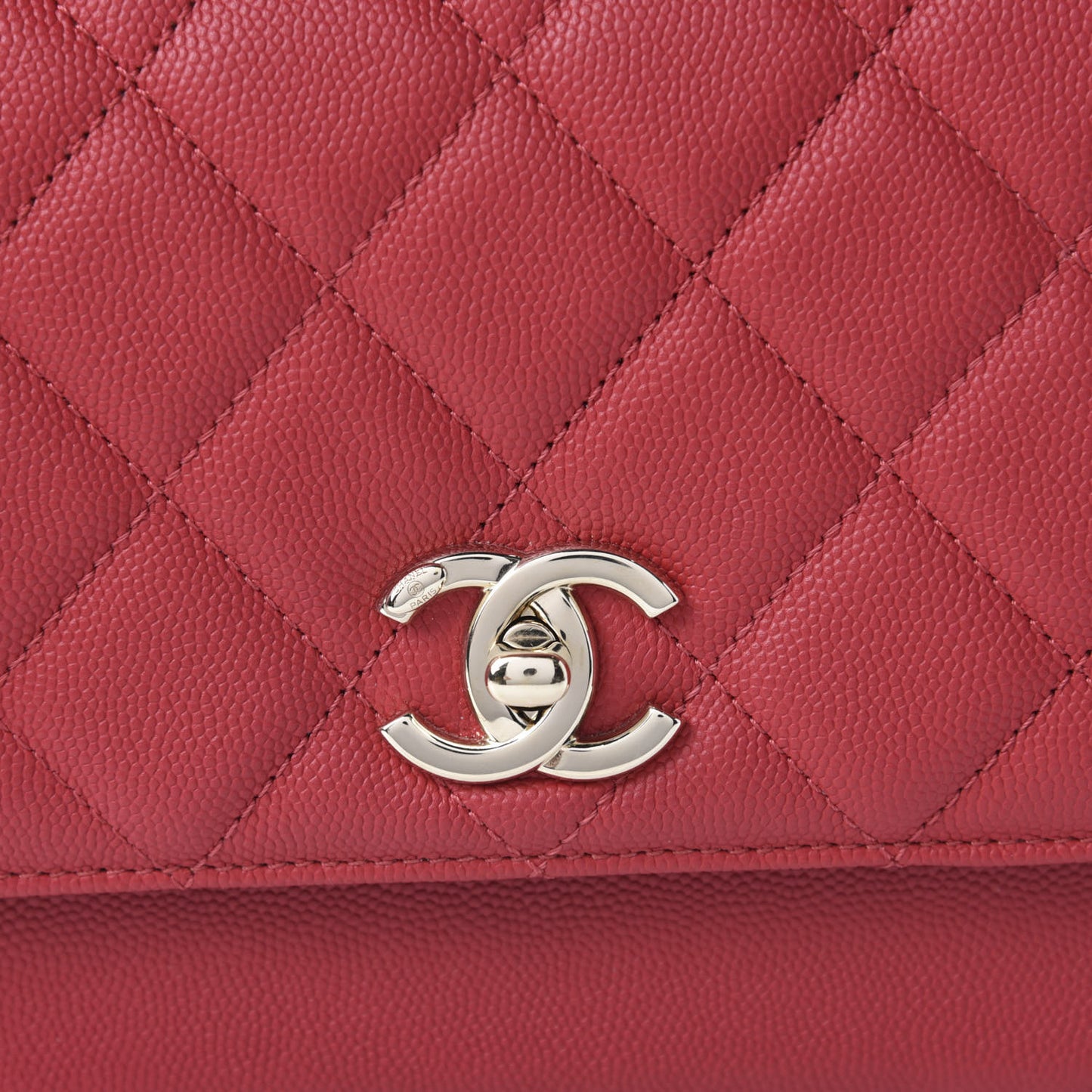 Caviar Quilted Medium Business Affinity Flap Red