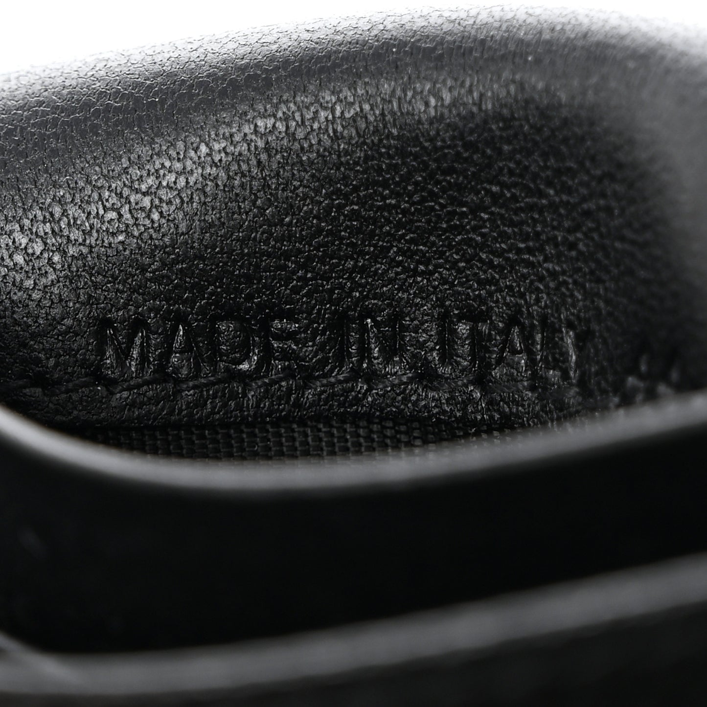 Grained Calfskin Saddle Card Holder Black