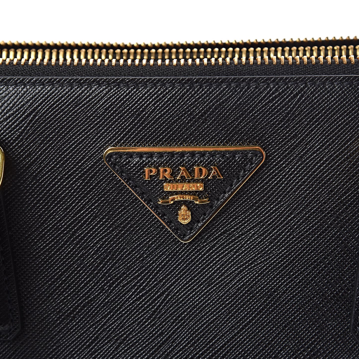 Saffiano Large Galleria Double Zip Tote Black