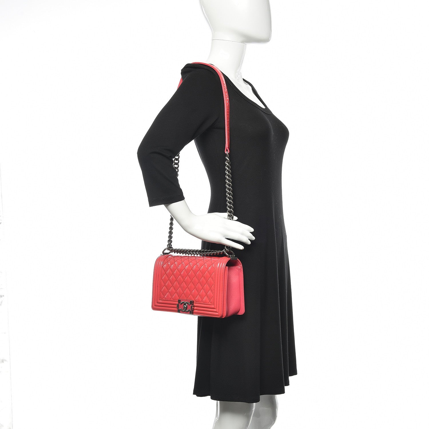 Chanel Patent Calfskin Enamel Quilted Medium Boy Flap Dark Pink 2 of 16