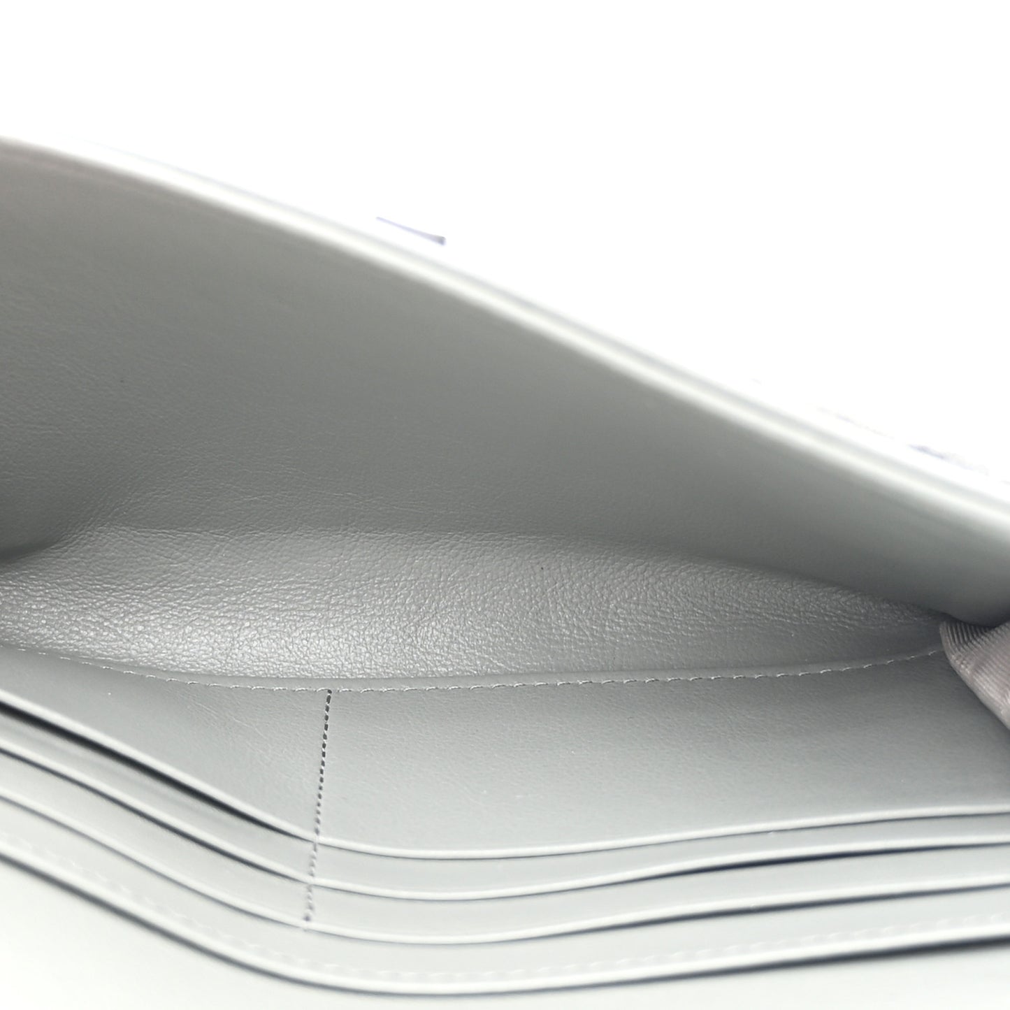 Oblique Saddle Chain Long Wallet Grey