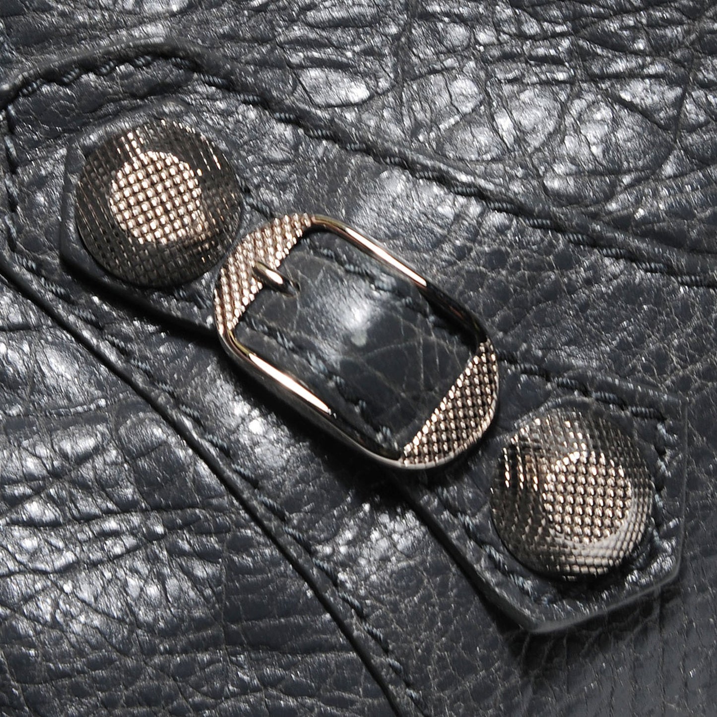 Agneau Giant 12 Silver Hardware Pompon Gris Tarmac