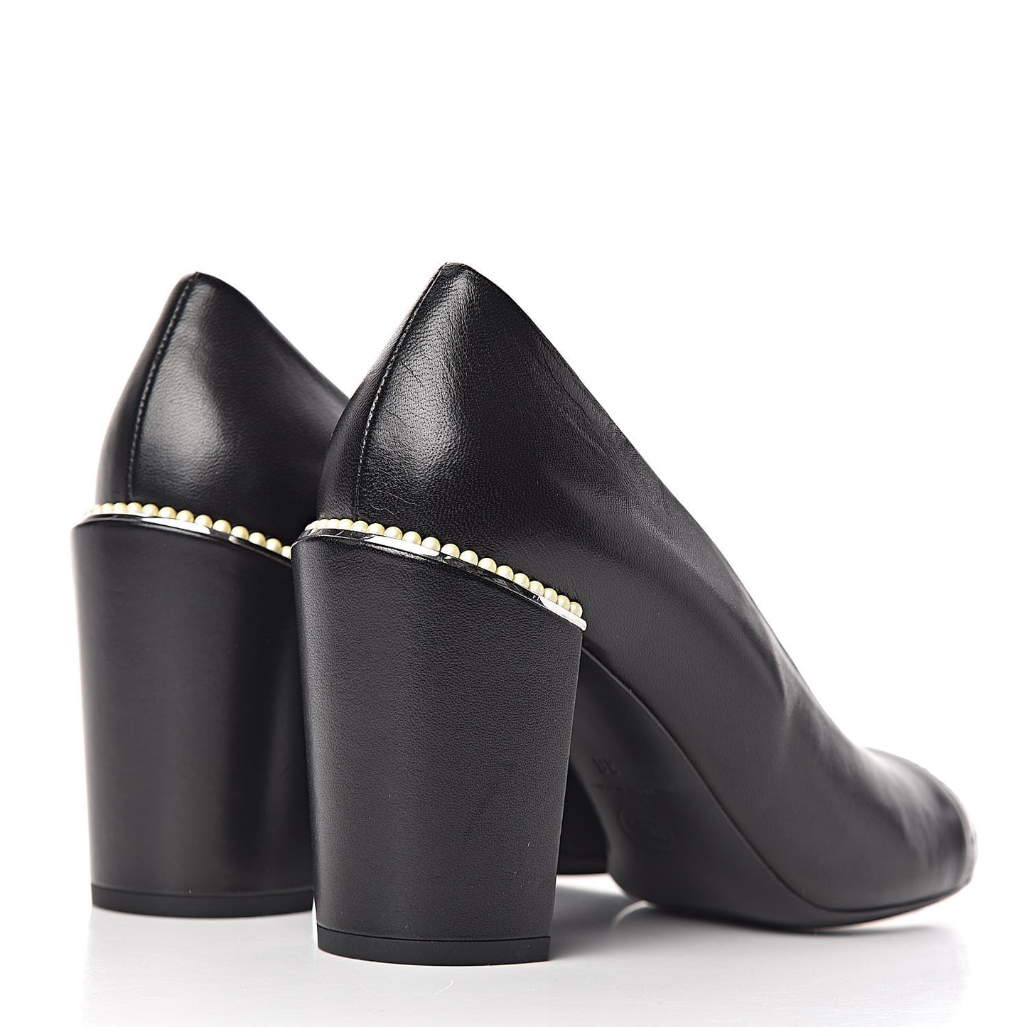 Lambskin Pearl CC Cap Toe Pump 38 Black
