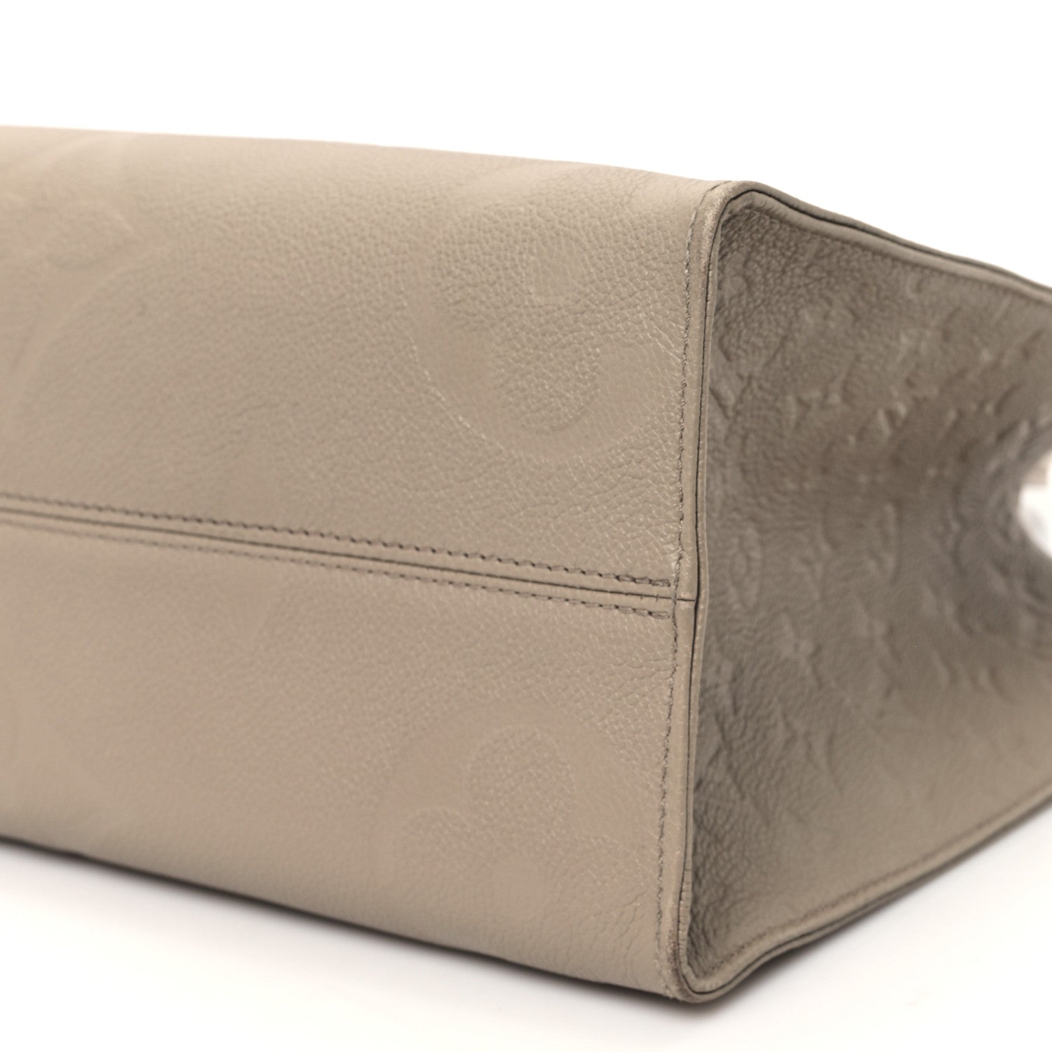 Louis Vuitton Empreinte Monogram Giant Onthego MM Tourterelle 9 of 12