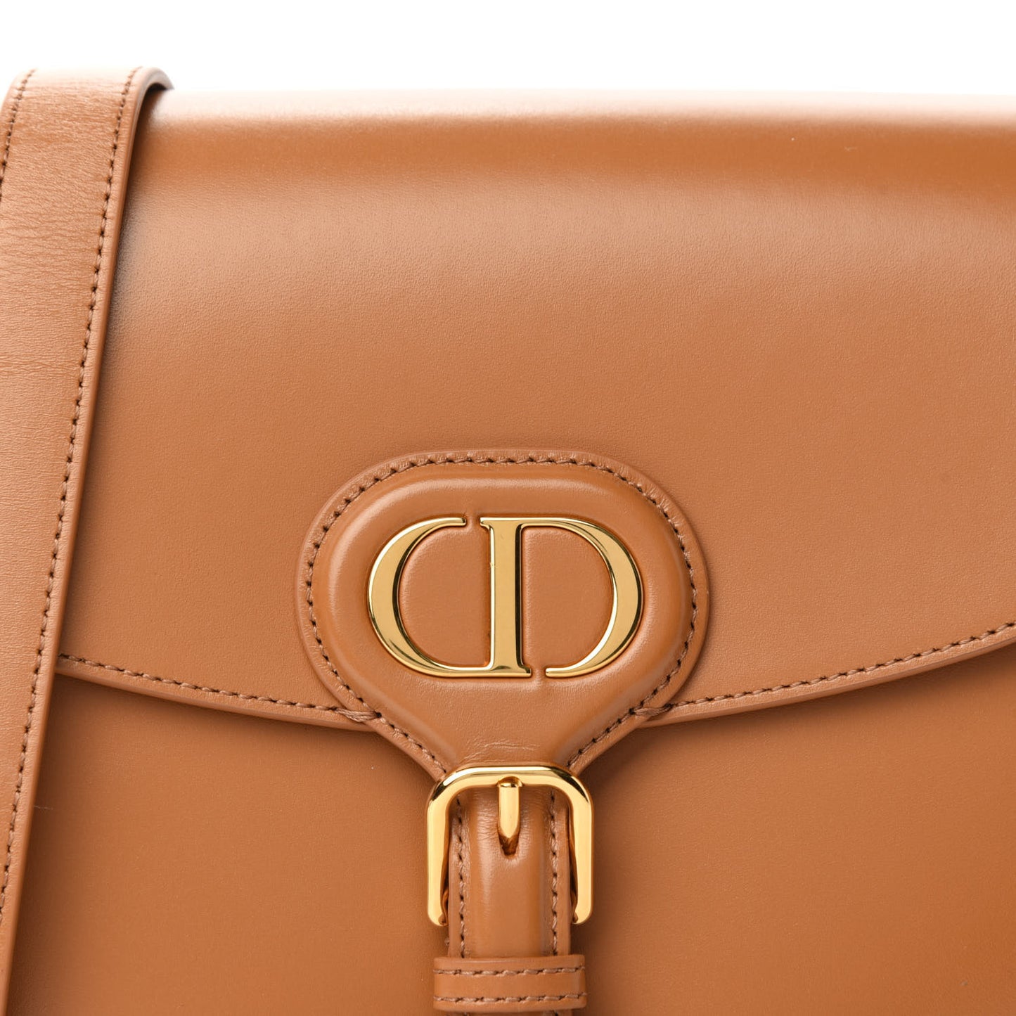 Box Calfskin Medium Bobby Flap Camel