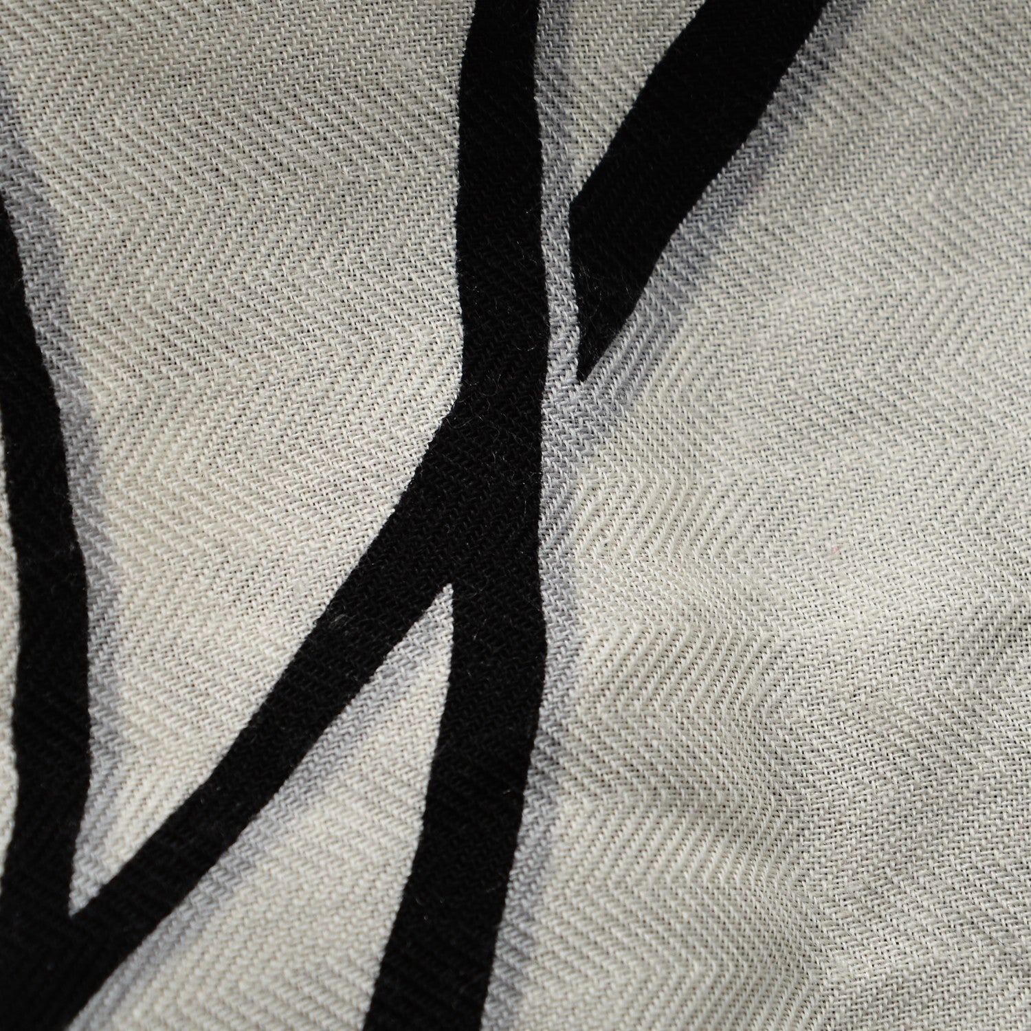 Hermes Cashmere Silk Tyger Tyger Shawl 140 Black White Gris 4 of 8