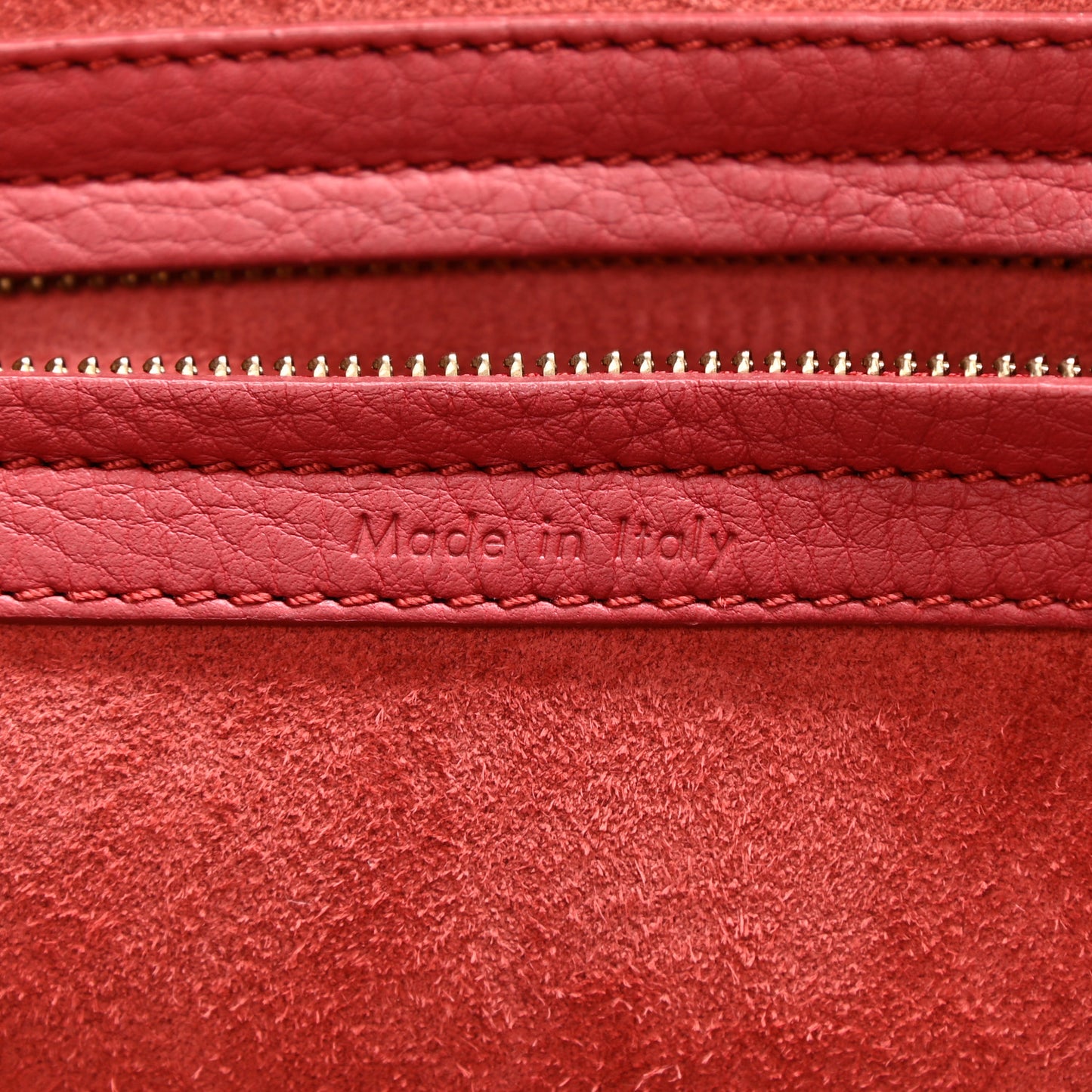 Supple Calfskin Medium Phantom Luggage Red