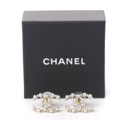 Chanel Pearl Crystal Nefertiti CC Earrings Gold 5 of 5