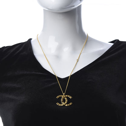 Chanel Metal CC Paris Button Necklace Gold 2 of 5