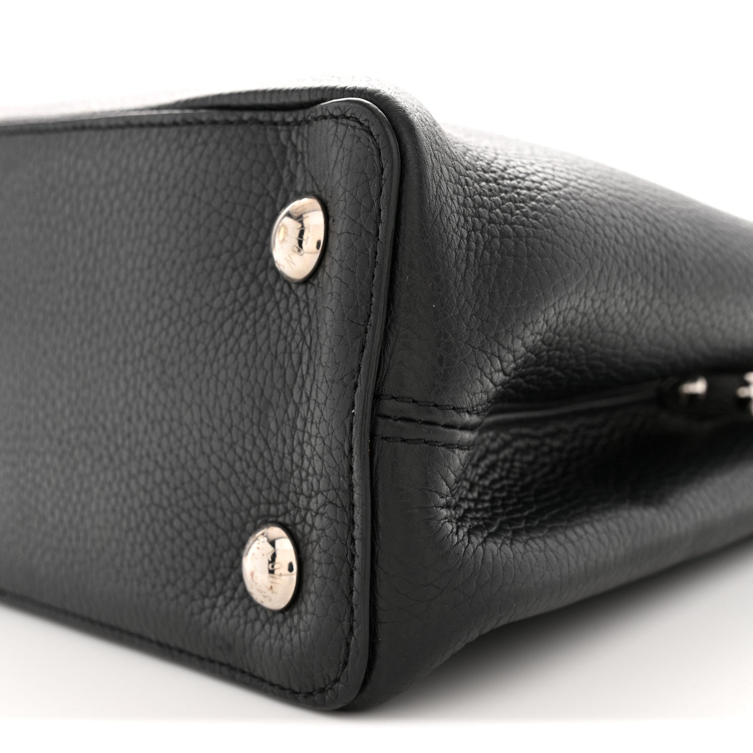 Louis Vuitton Taurillon Capucines MM Black Beige Red 9 of 12