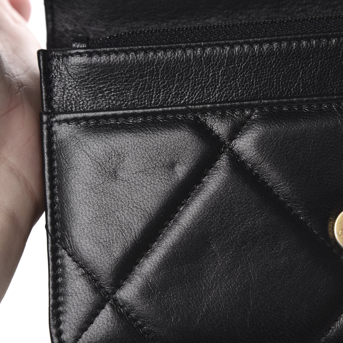 Shiny Goatskin Quilted 19 Wallet On Chain WOC Black