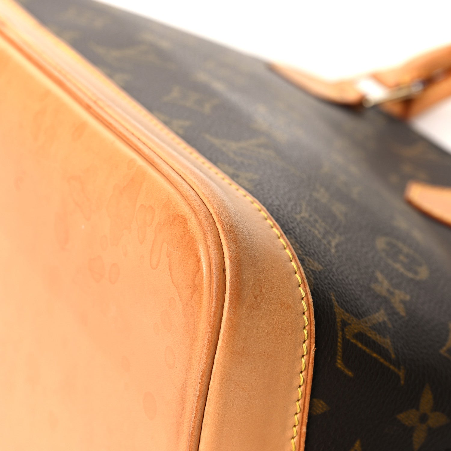 Louis Vuitton Monogram Alma PM 11 of 16