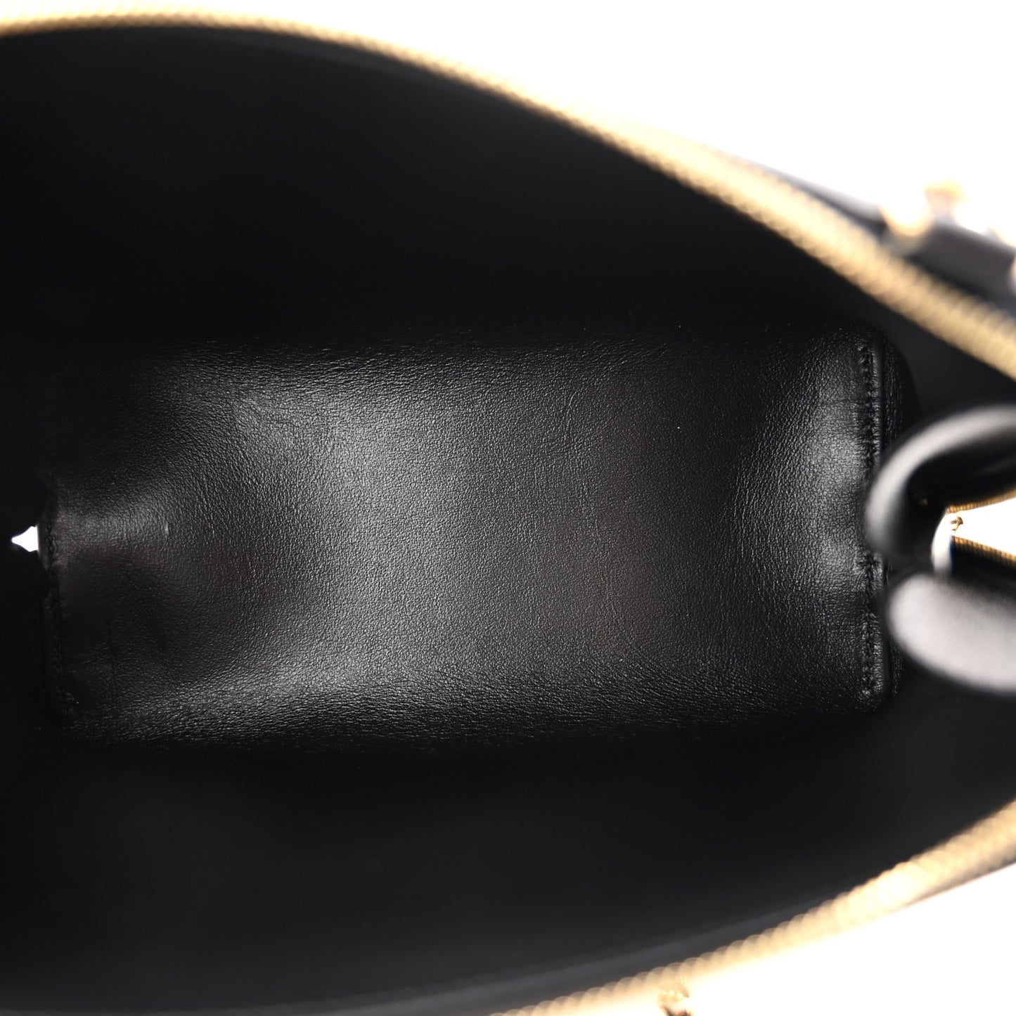 Smooth Calfskin Cuir Triomphe Clutch on Chain Black