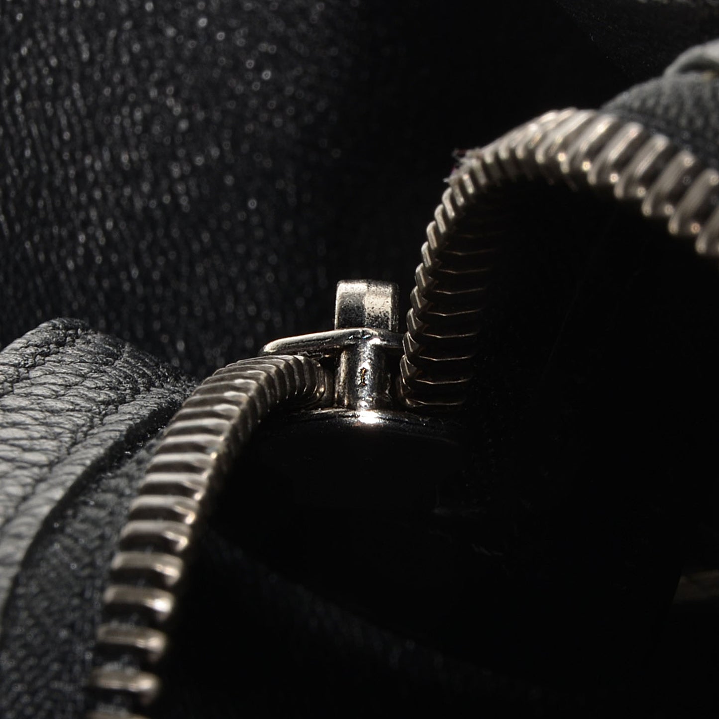 Drummed Calfskin Suede Small Trapeze Black