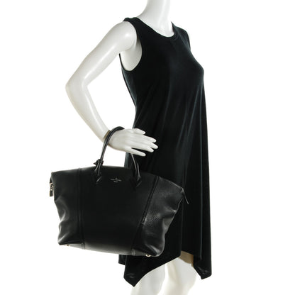 Louis Vuitton Veau Cachemire Soft Lockit MM Black 2 of 8