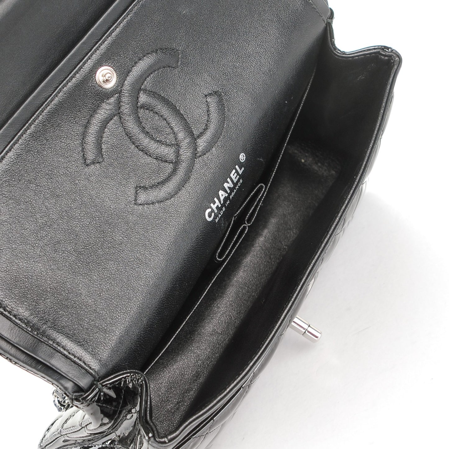 Patent Quilted Medium Double Flap Black
