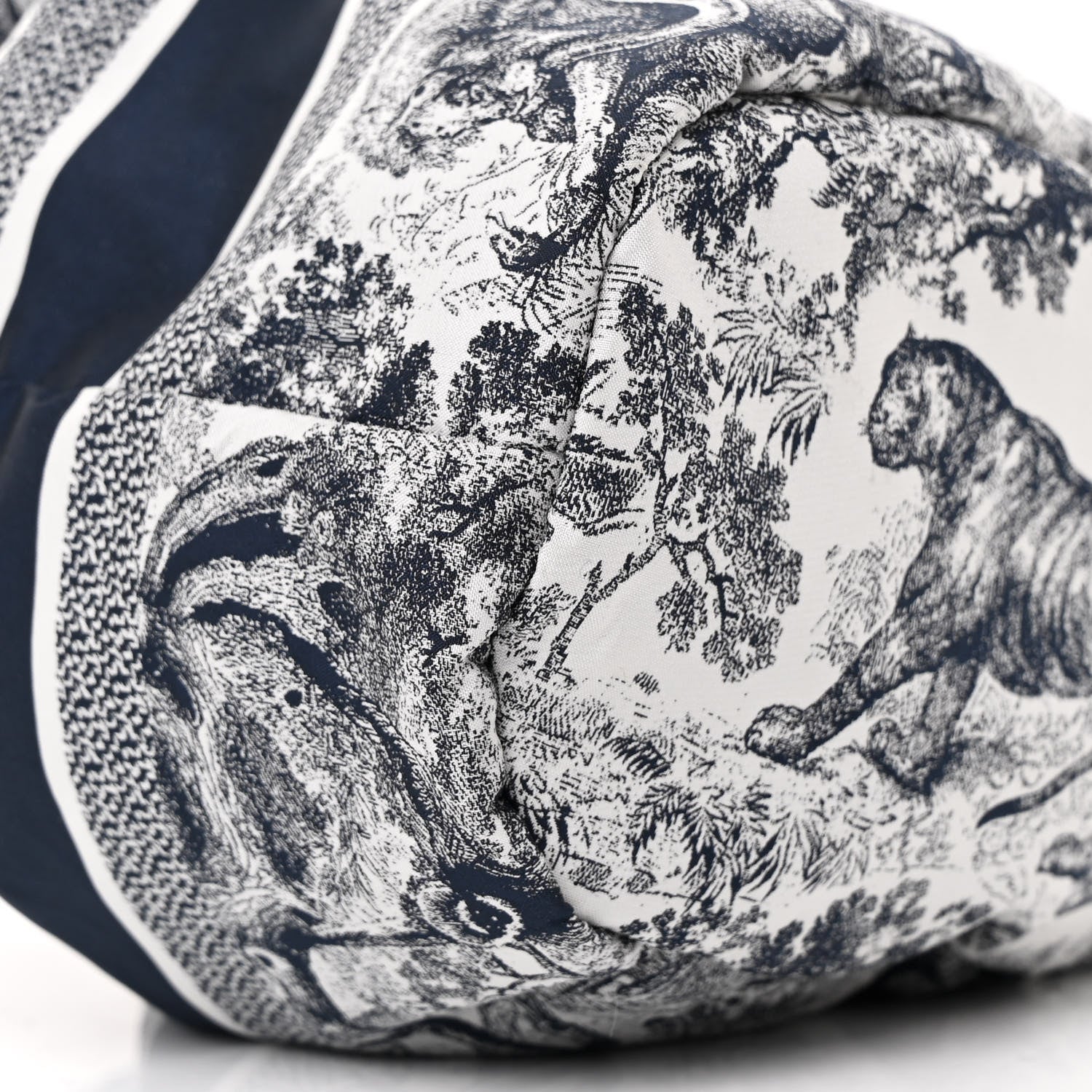 Christian Dior Technical Fabric Embroidered Toile De Jouy Sauvage DiorTravel Pouch Blue 9 of 11