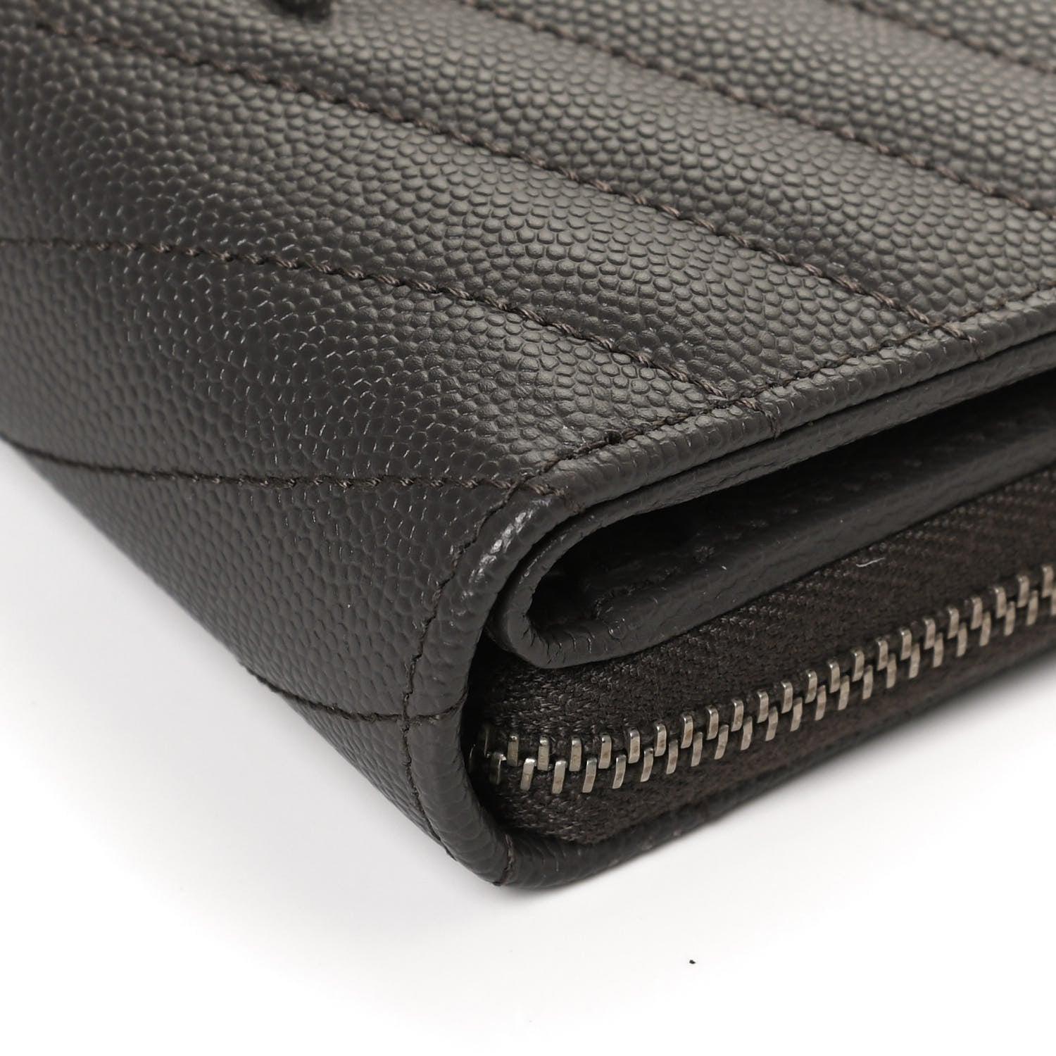 Saint Laurent Grain De Poudre Matelasse Chevron Monogram Compact Zip Around Wallet Earth 11 of 12