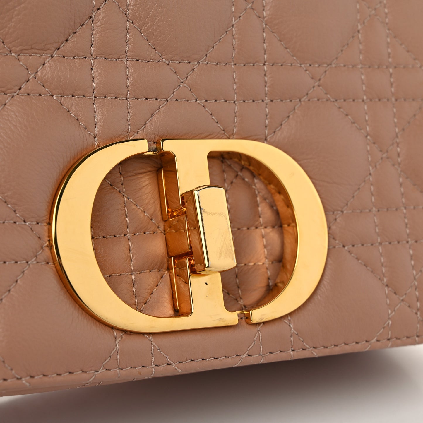 Calfskin Cannage Small Caro Bag Rose De Vents