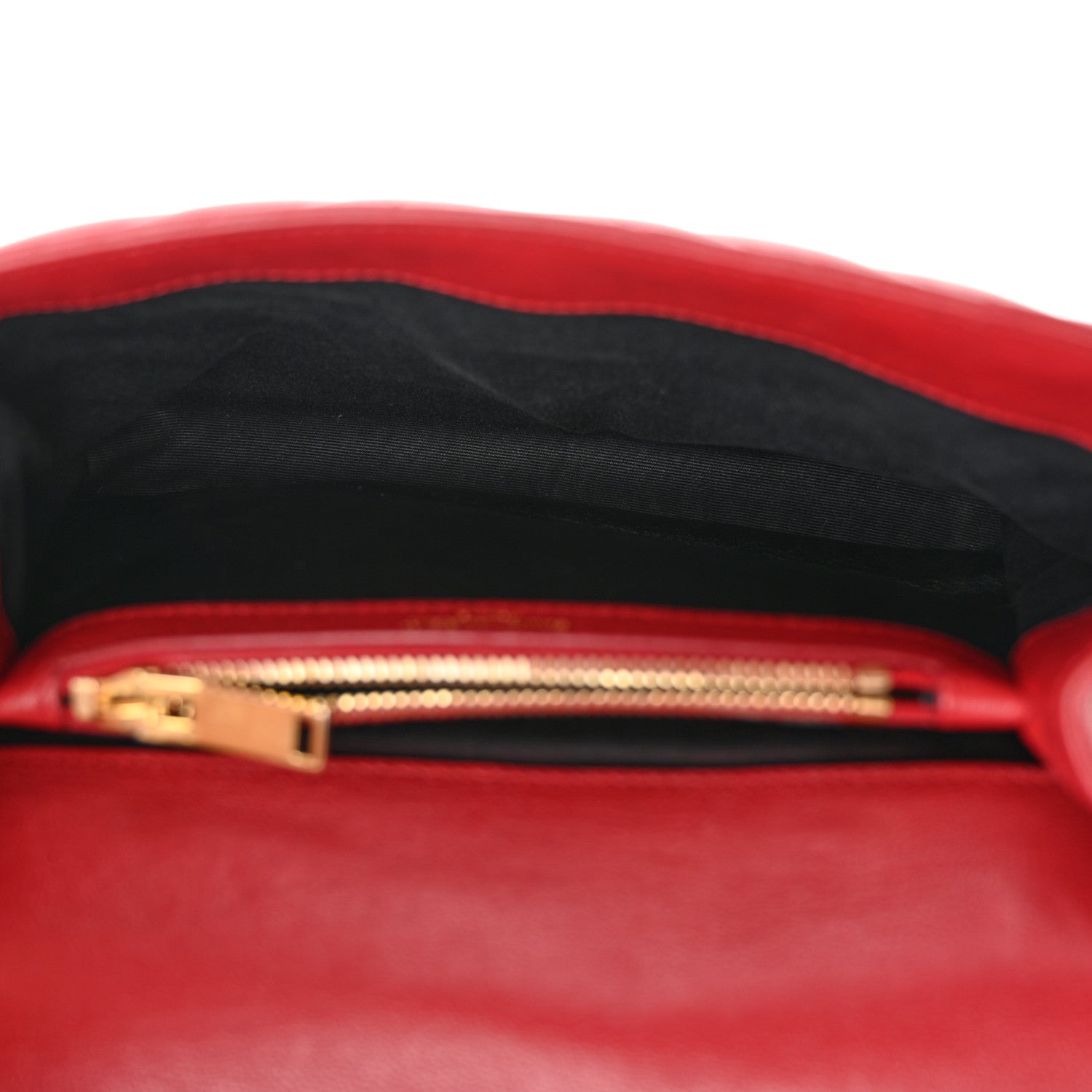 Saint Laurent Sheepskin Matelasse Chevron Monogram Medium College Bag Rouge 5 of 11
