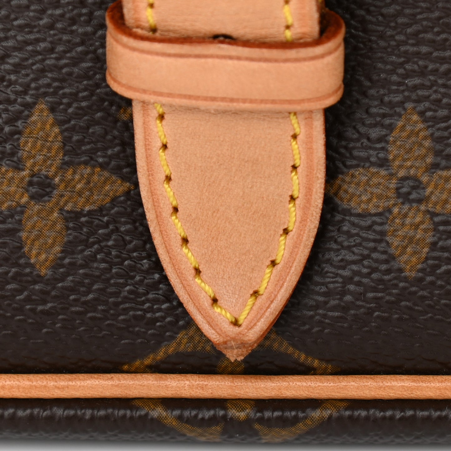 Monogram Sologne
