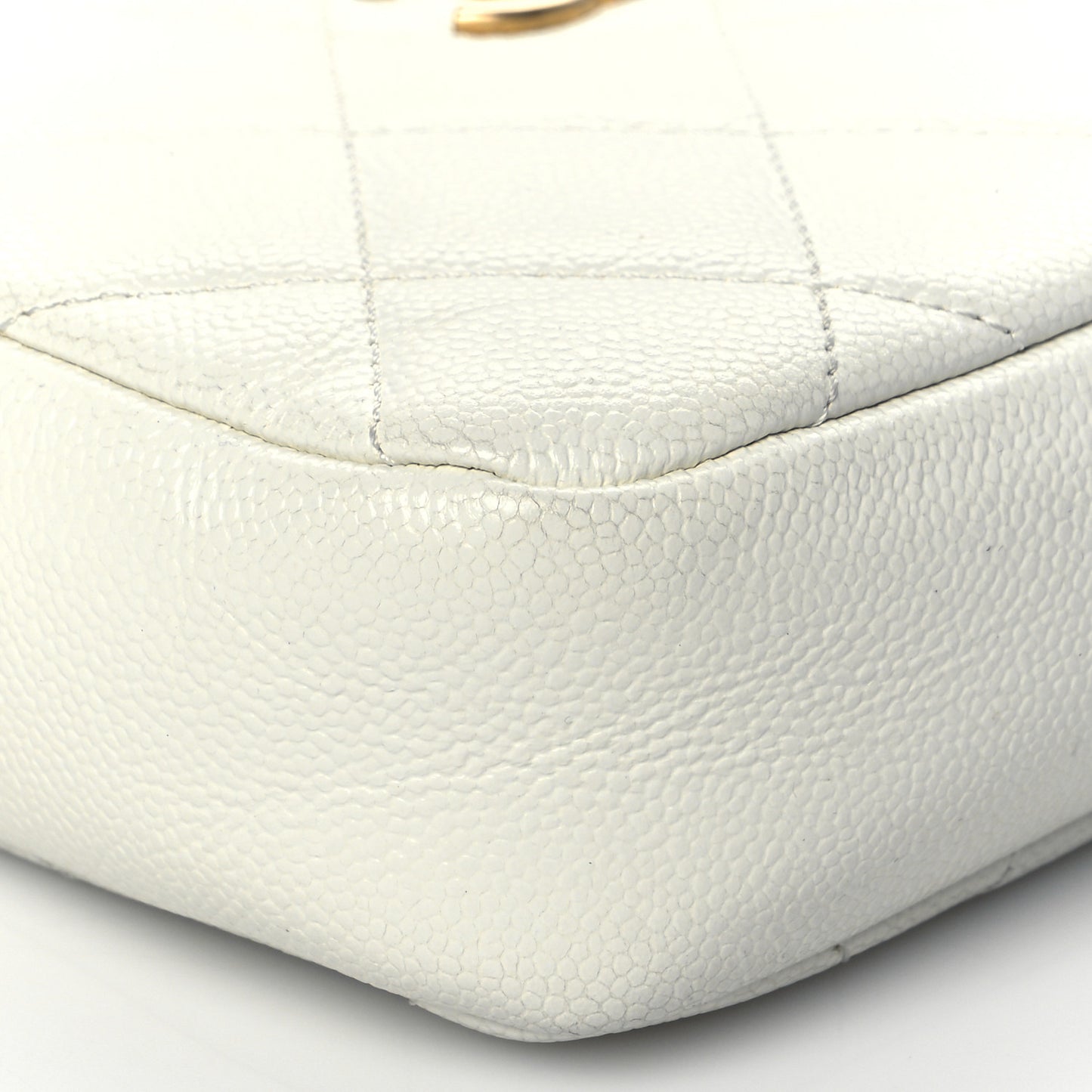 Shiny Caviar Quilted Chain Melody Camera Bag White