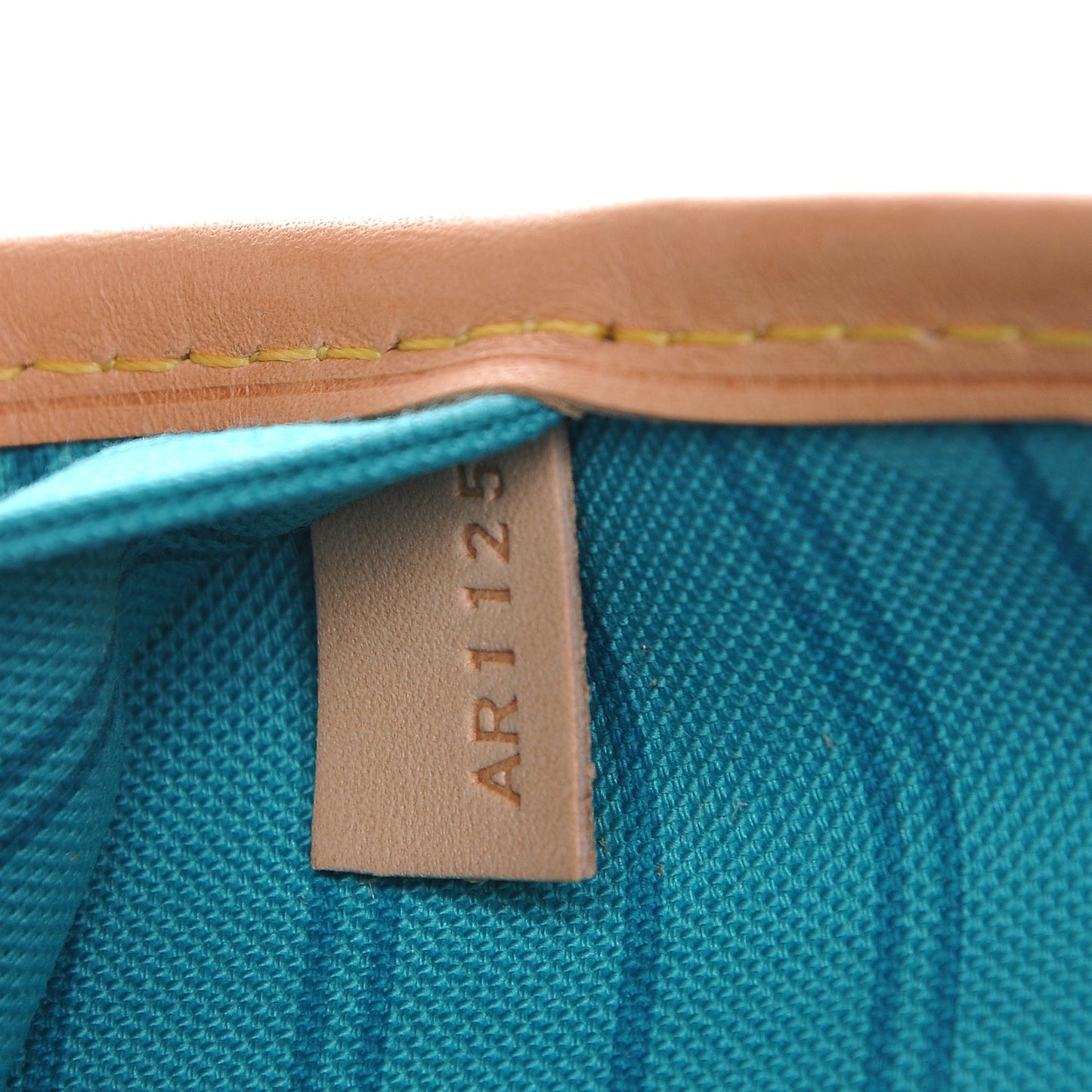 Monogram V Neverfull MM Turquoise