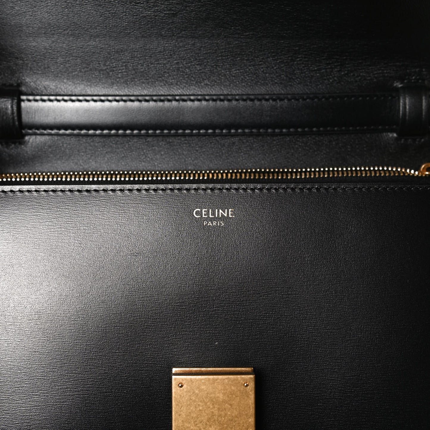 Box Calfskin Medium Classic Box Flap Bag Black