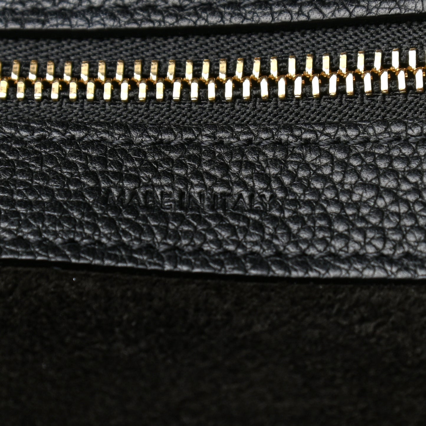 Soft Grained Calfskin Medium Belt Cabas Phantom Black