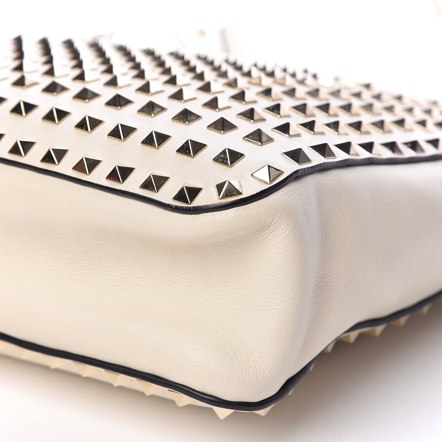 Vitello Large Rockstud All Over Flip-Lock Messenger Bag Light Ivory