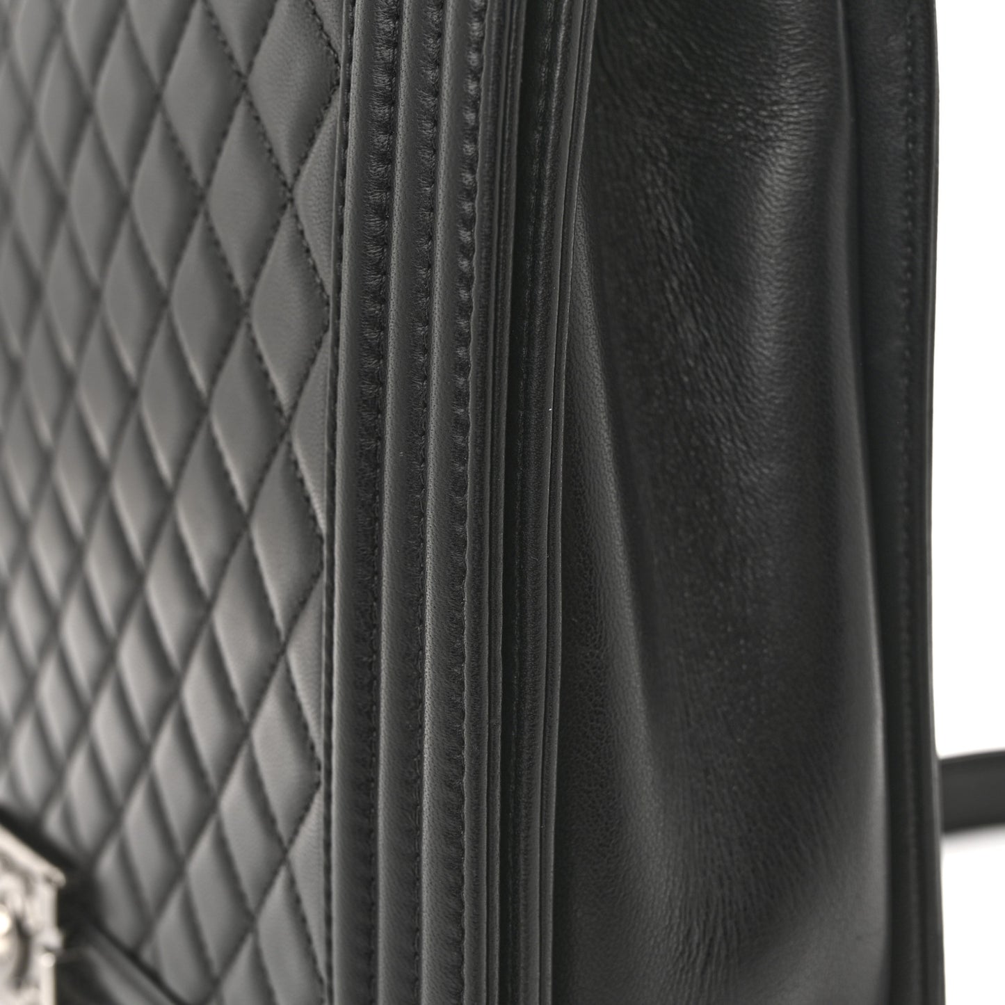 Lambskin Quilted Large Boy Flap Black