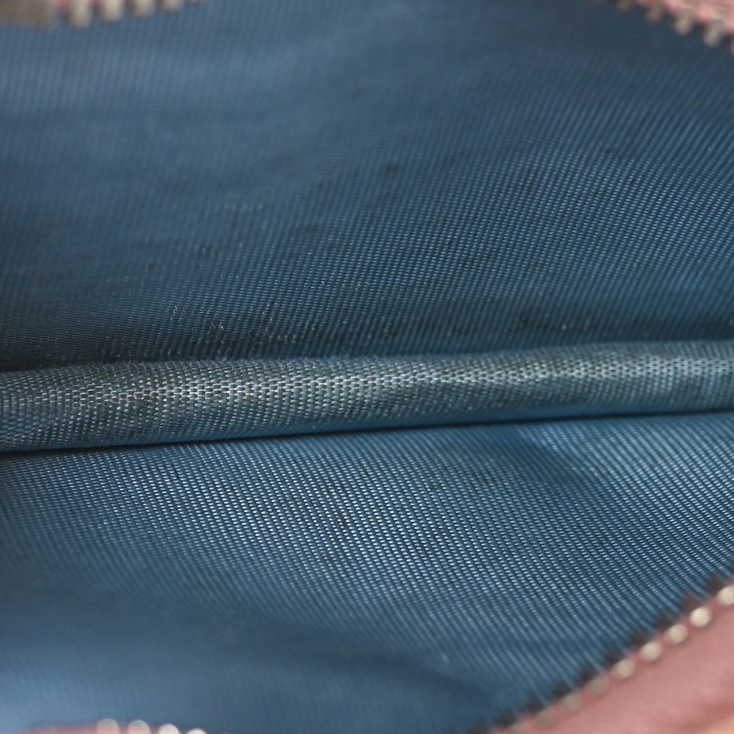 Dollar Calfskin Enamel Monochrome GG Marmont Card Case Perfect Pink