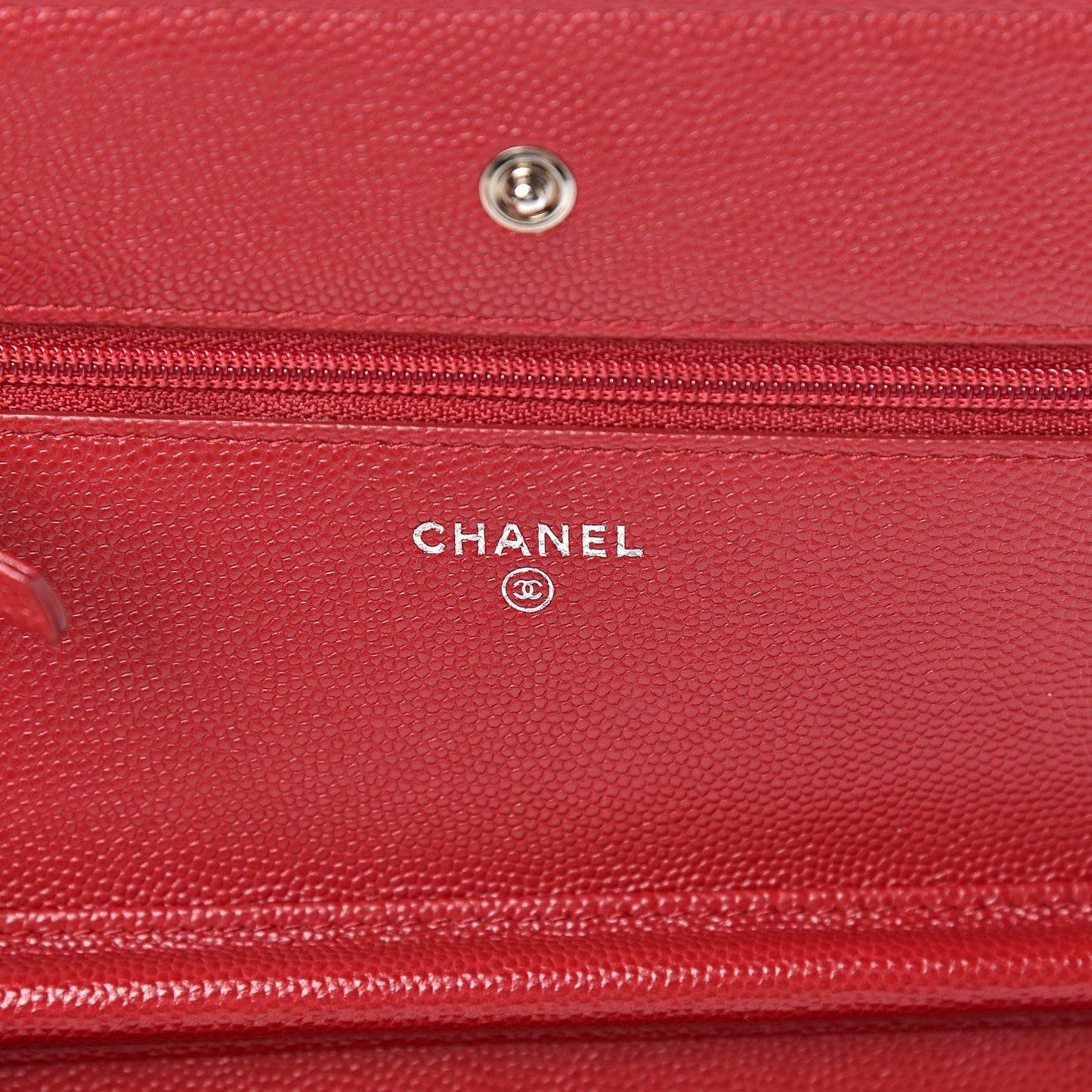 Caviar Quilted Wallet On Chain WOC Red