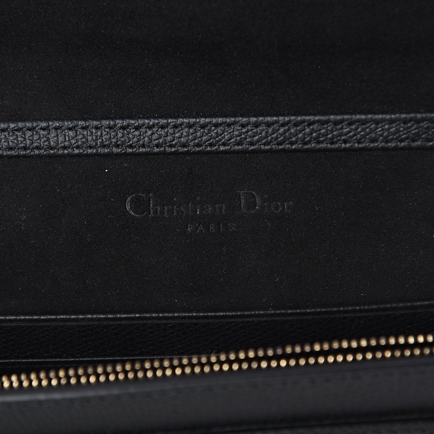 Grained Calfskin Saddle Chain Pouch Black