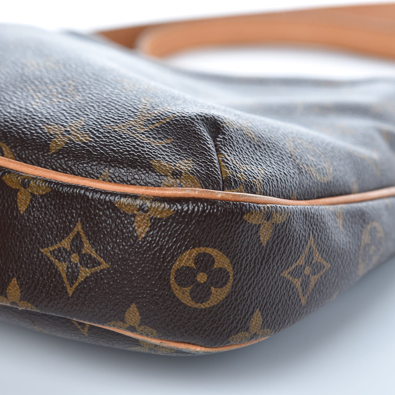 Louis Vuitton Monogram Odeon PM 9 of 14